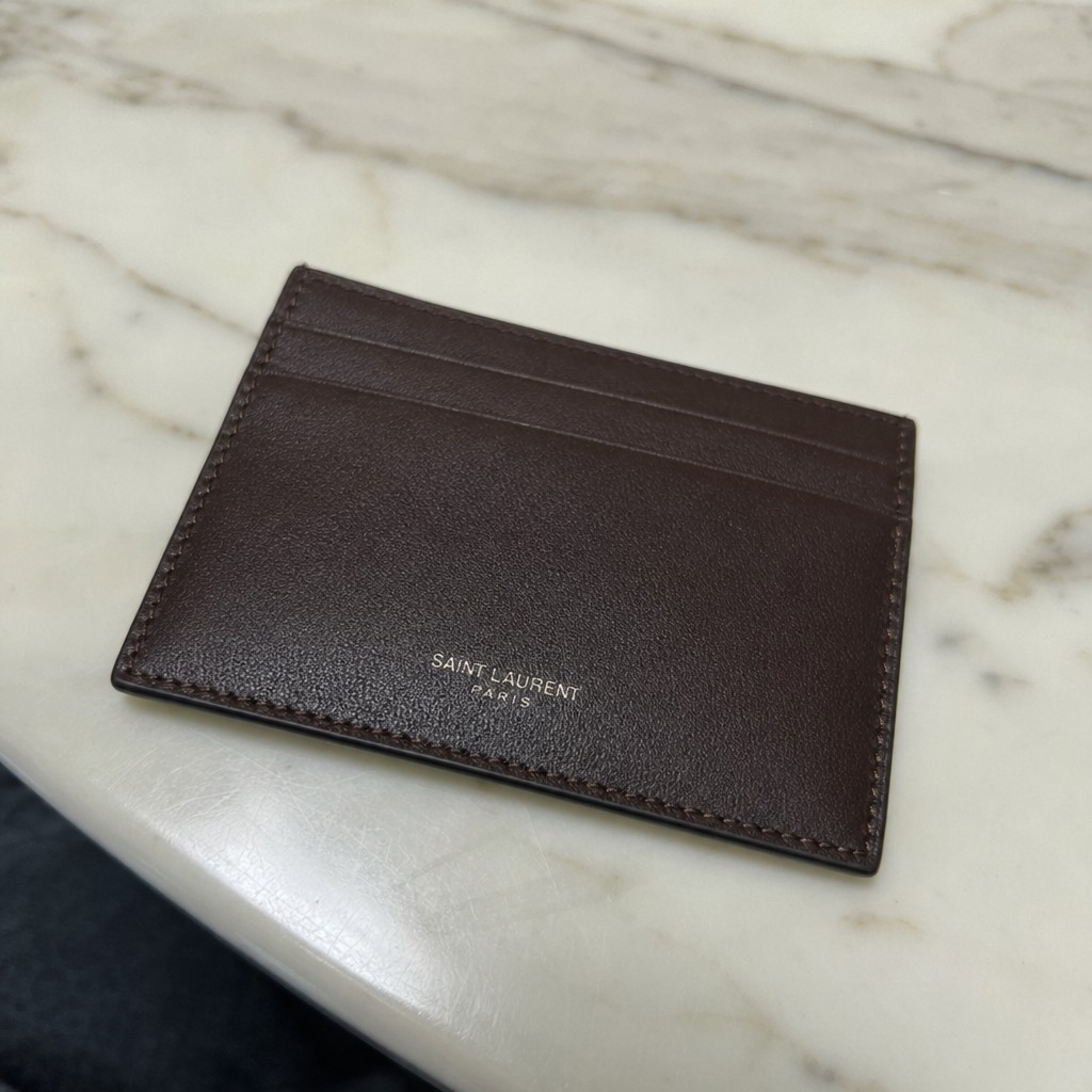 Example phone product photo before AI enhancement